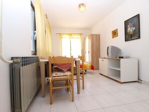 Interior - Apartment 727/1701 (Istria - Stinjan), 500m from the beach (Stinjan)