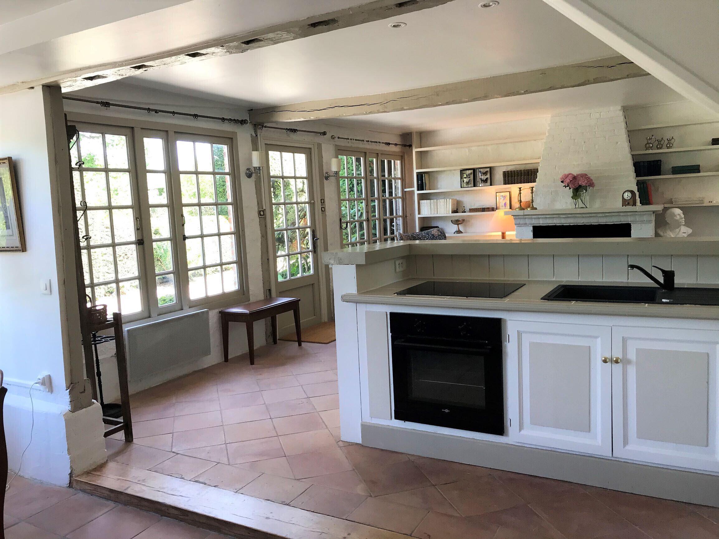 Réfrigérateur, micro-ondes, four, lave-vaisselle