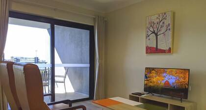 Stylish 2BRM DDA Wheelchair Access Apartment