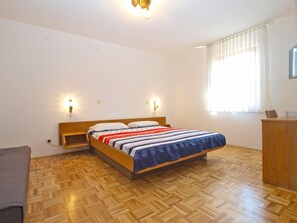 1 habitación y acceso a internet