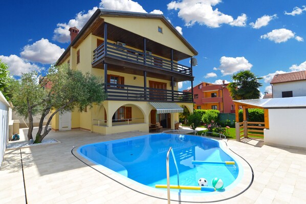 Pool - Apartment 1624/16708 (Istria - Novigrad), 600m from the beach (Novigrad)