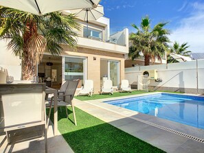 A heated pool - Villa with private pool and jacuzzi (San Pedro del Pinatar)