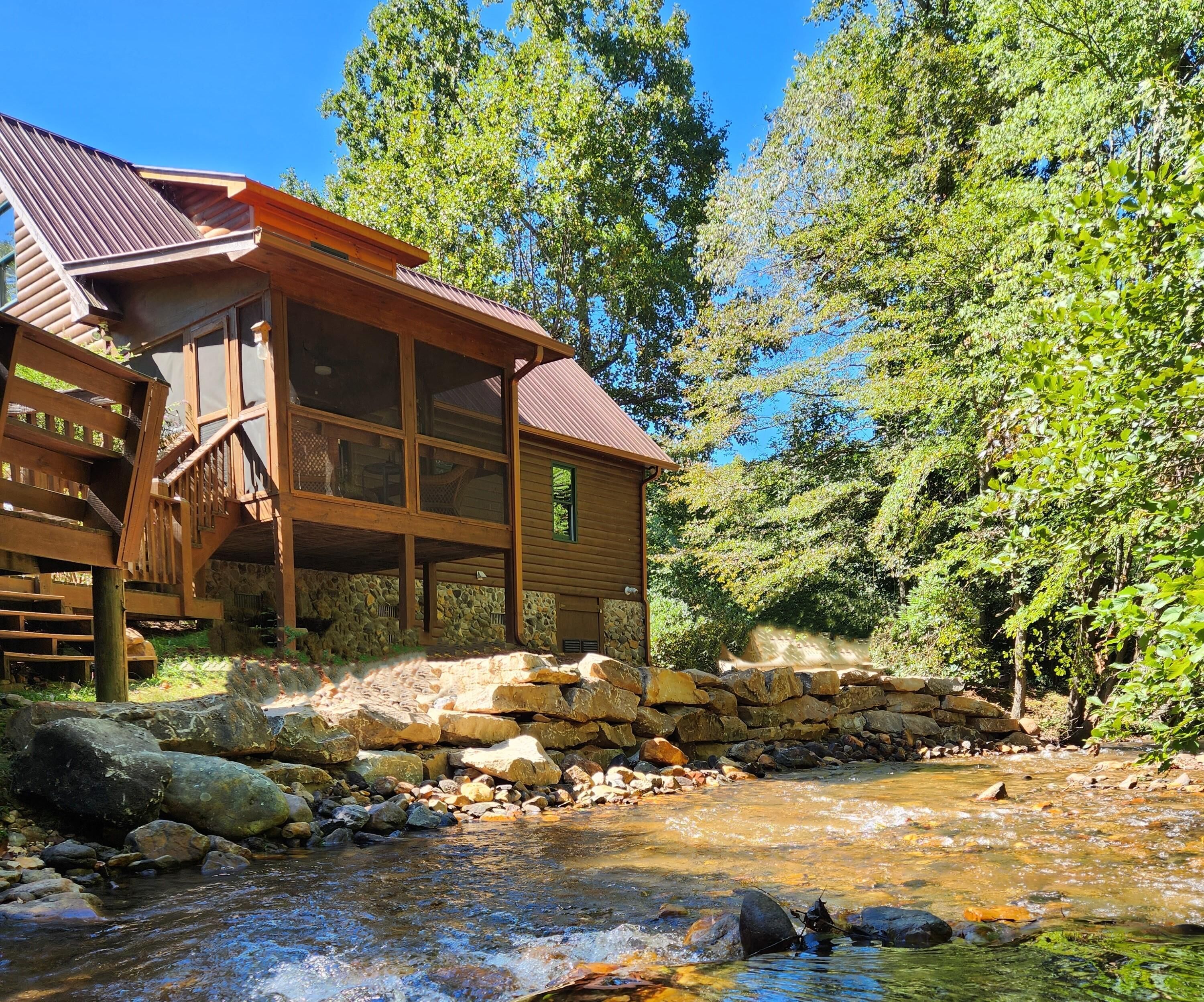 Trout Creek Lodge - stunning North Georgia creekfront near Springer Mountain.