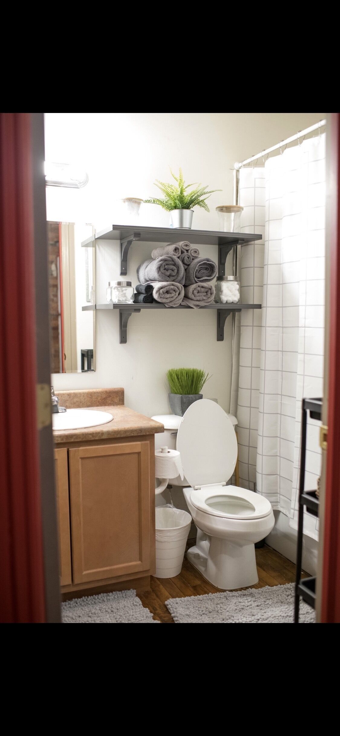 Comfy Downtown Detroit Loft with free parking. 