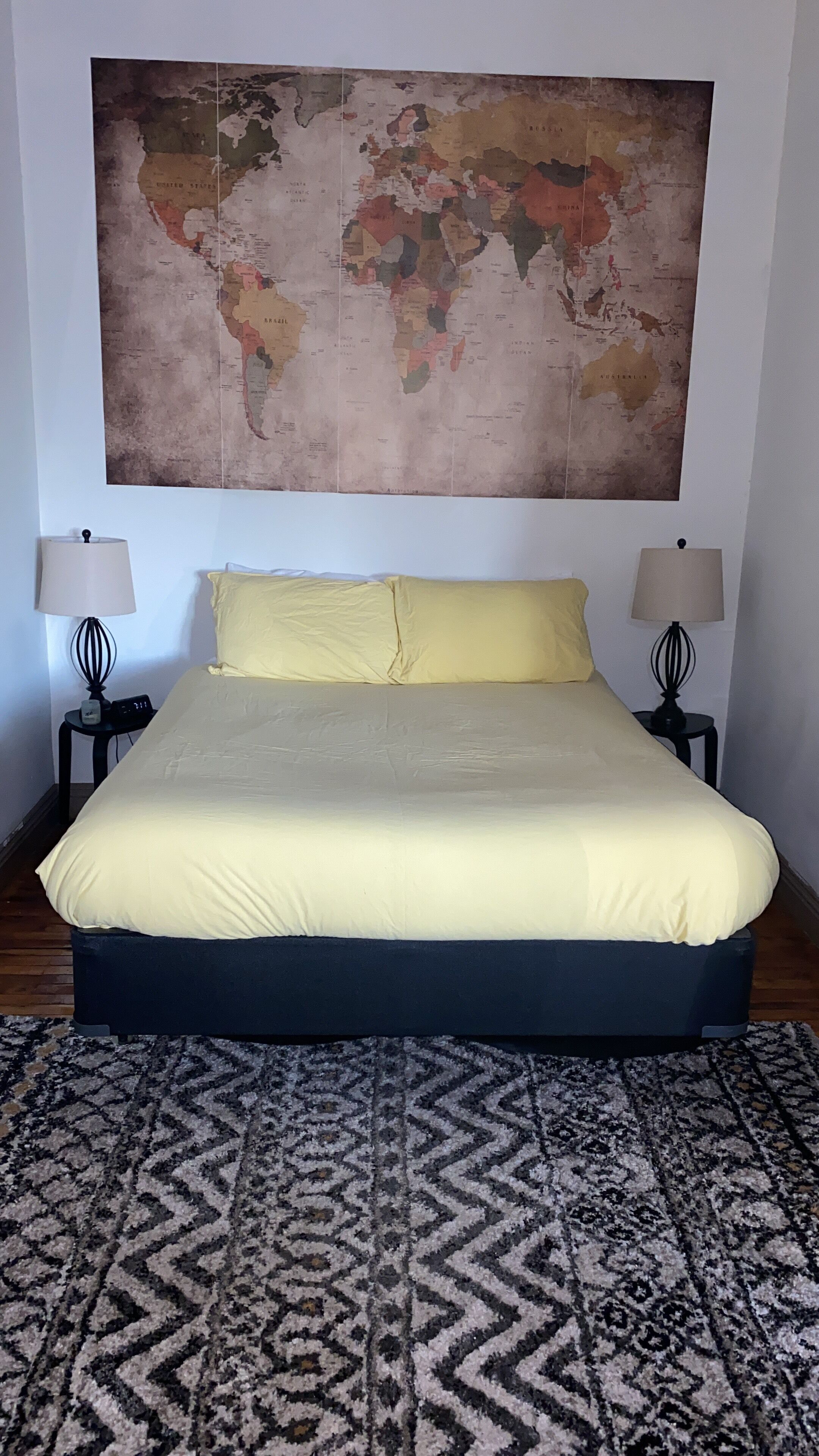 Schreibtisch, Bügeleisen/Bügelbrett, kostenloses WLAN, Bettwäsche