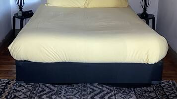 Desk, iron/ironing board, free WiFi, bed sheets