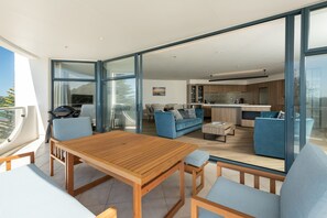 Fernseher, Arbeitsbereiche