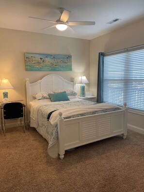 3 Schlafzimmer, Schreibtisch, Bügeleisen/Bügelbrett, kostenloses WLAN