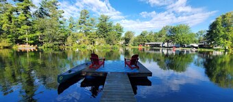 Nature's Cottage Washago - Beautiful Private Waterfront property with Hot Tub