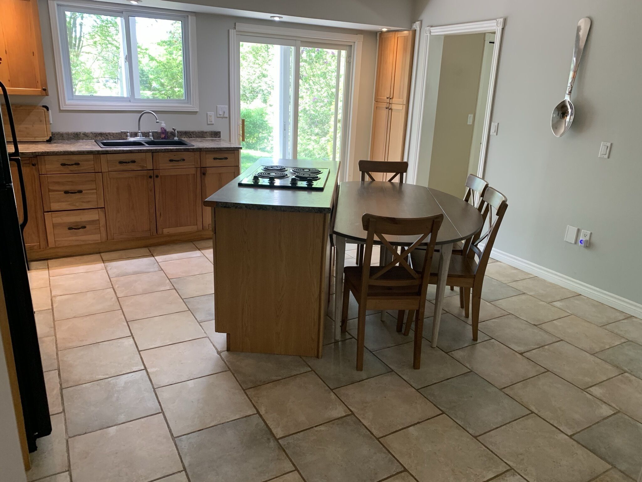 Nature's Cottage Washago - Beautiful Private Waterfront property with Hot Tub