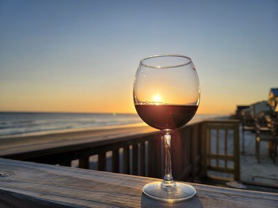 Exquisite Views! It “Shore is Beautiful" here! 5 Bed / 2 Bath Ocean Front Home.