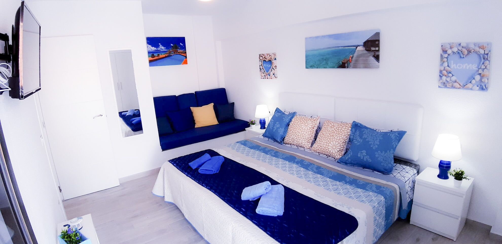 Playa de Las Americas, cool apartment for 7 pax