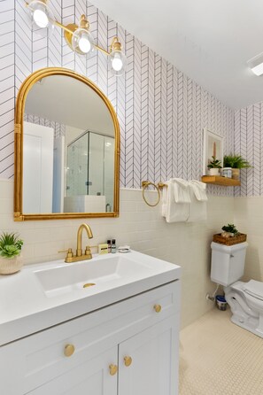 Hair dryer, towels - Luxury renovated and stocked villa close to tennis, beach, golf (Kiawah Island)