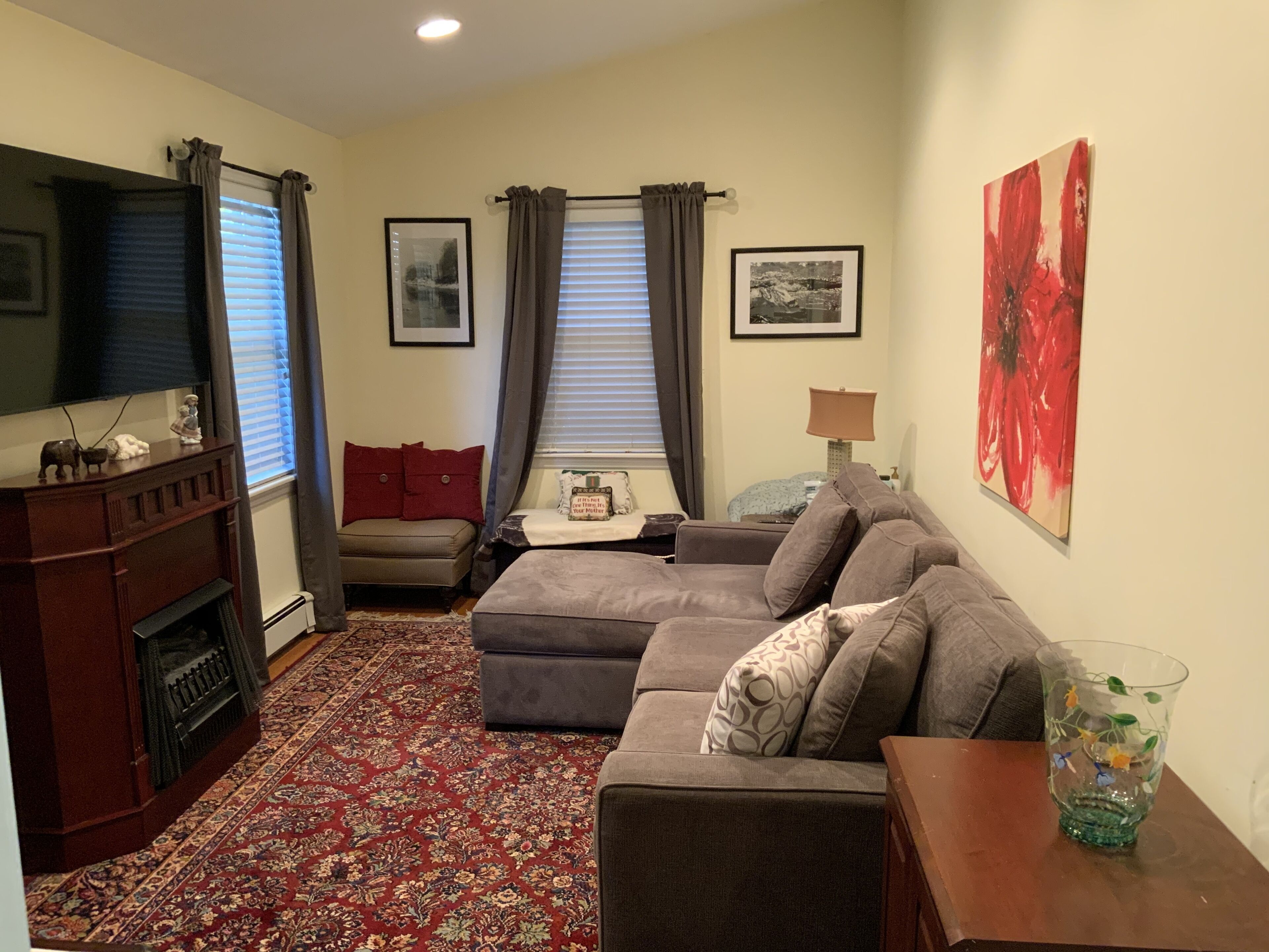 Cozy house on the Hudson