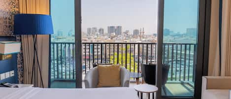 Premium Studio, 1 Double Bed, Balcony