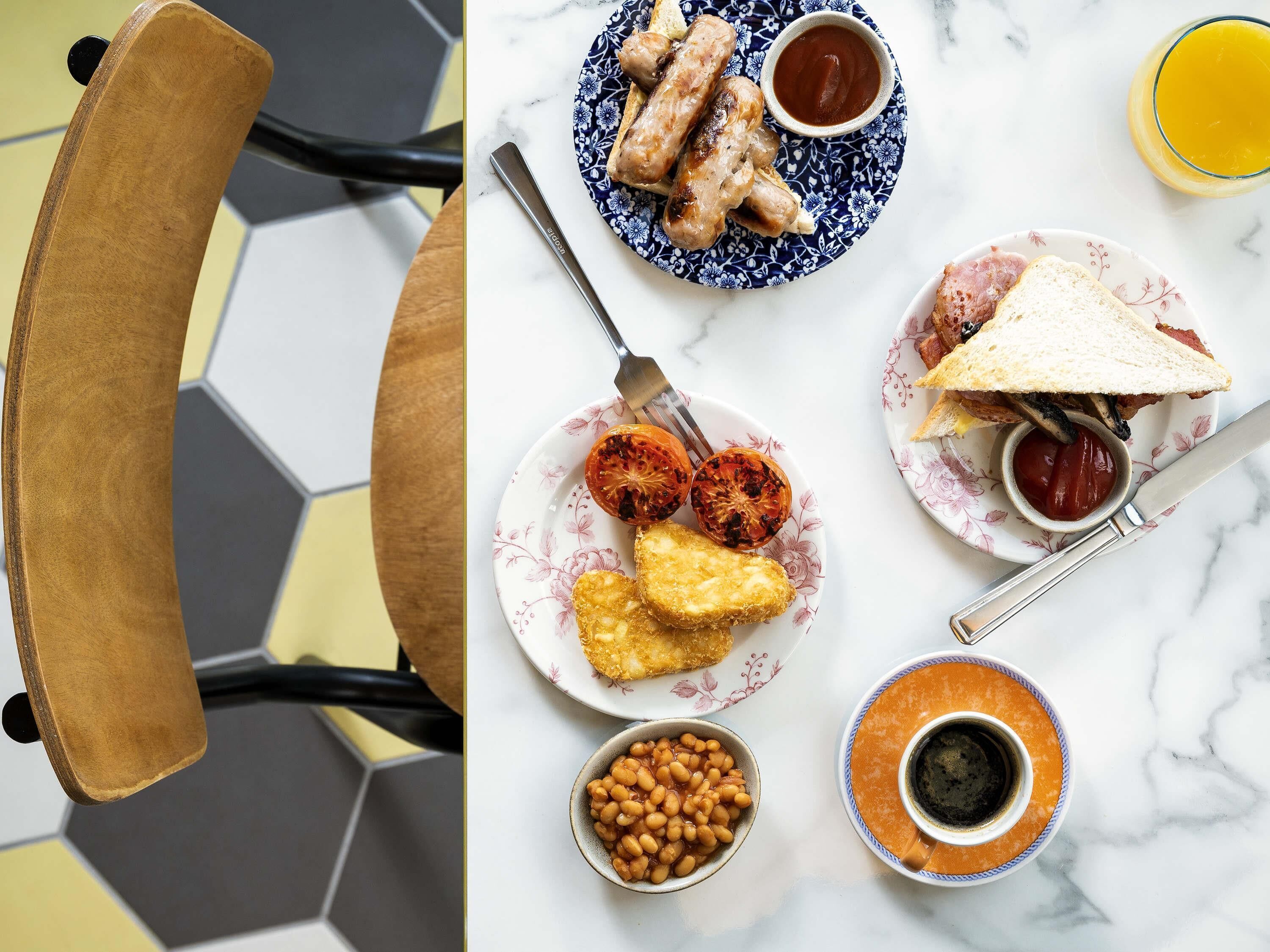 Komplet morgenmad på hverdage (12.95 GBP pr. person)