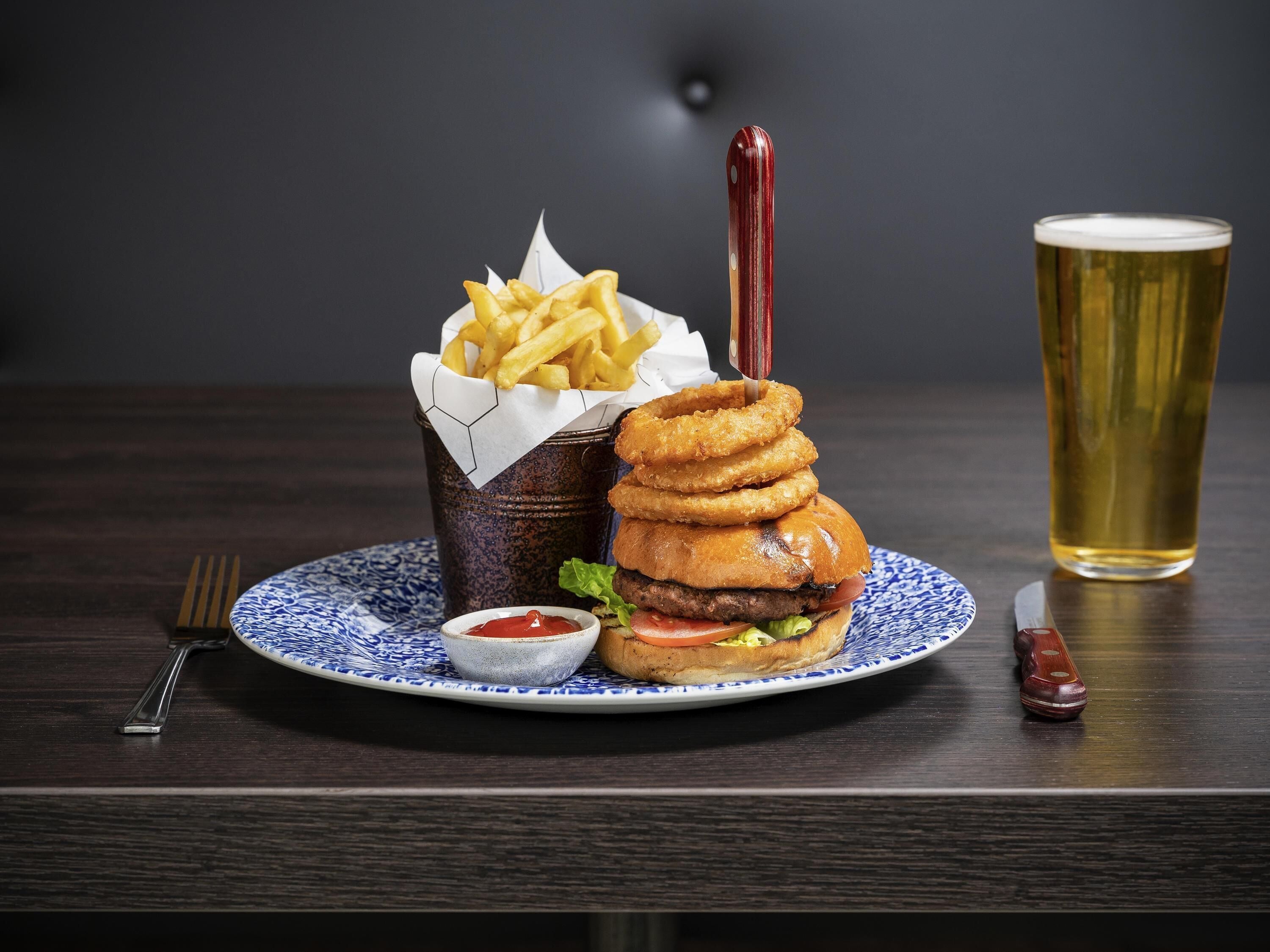 breakfast, lunch and dinner served