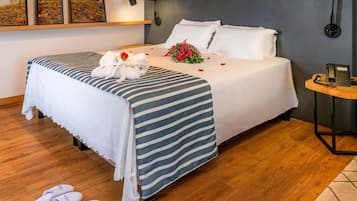 Frigobar, escrivaninha, quartos à prova de som, Wi-Fi de cortesia