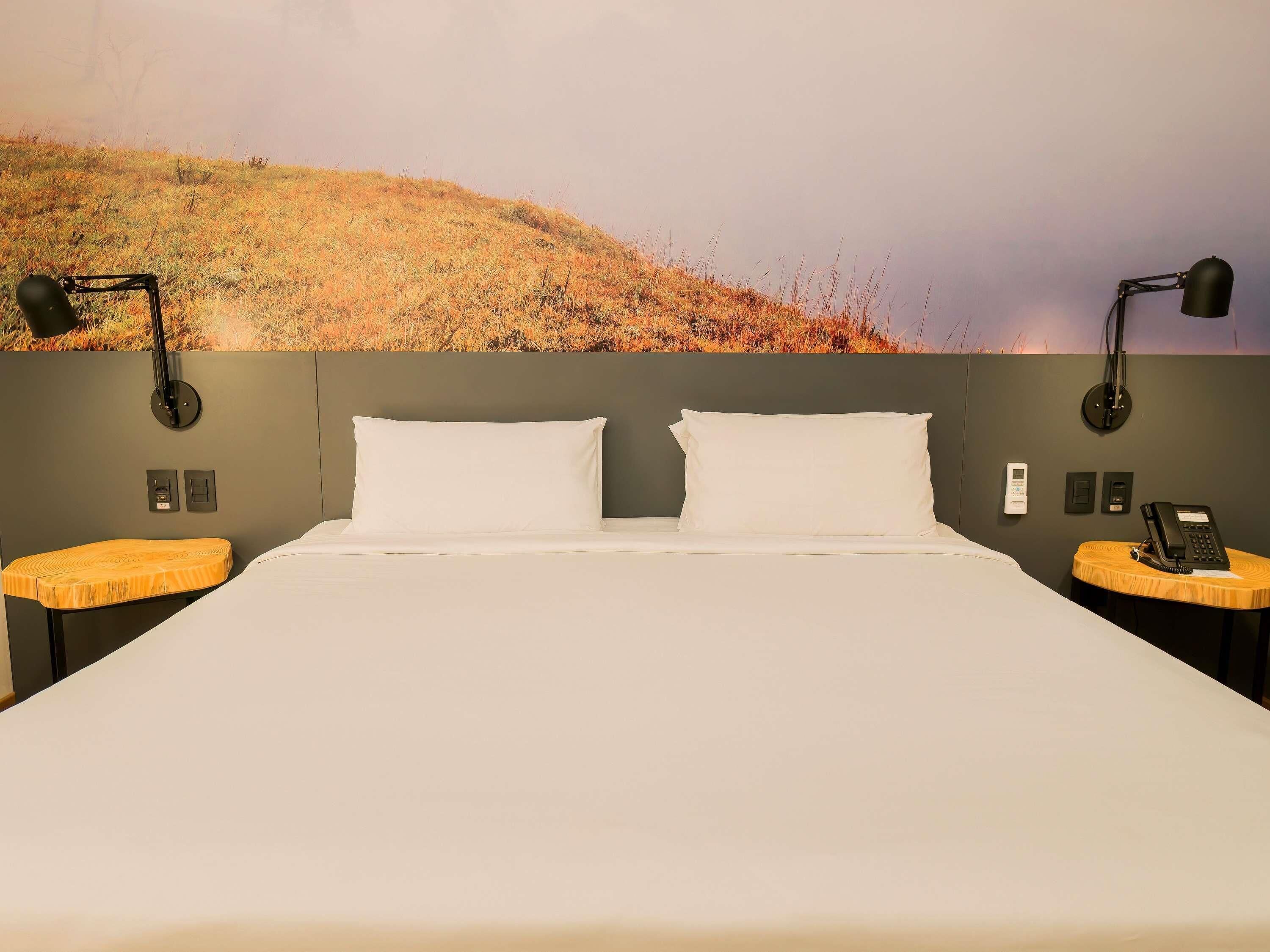 Superior Room, 1 Double Bed | Minibar, desk, soundproofing, free WiFi