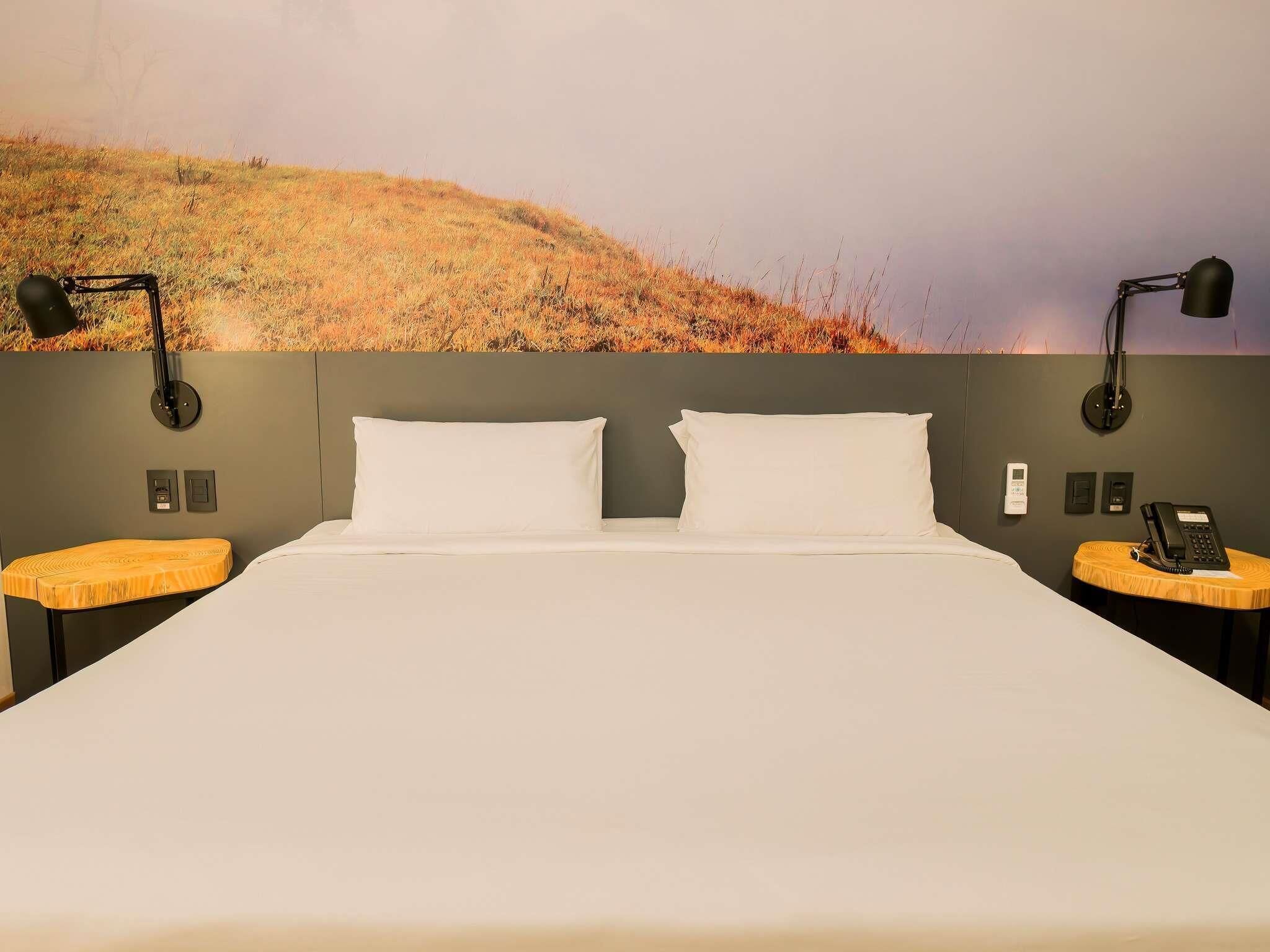 Superior Room, 1 Double Bed | Minibar, desk, soundproofing, free WiFi