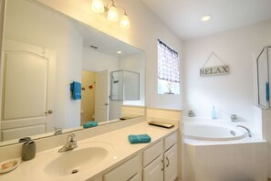 Bathroom - 430 Aviana (Davenport)