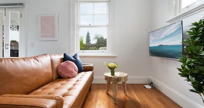 Explore Sydney Staying in Perfect Located Studio