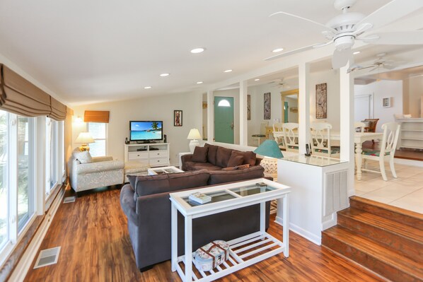 Televisión y reproductor de DVD 