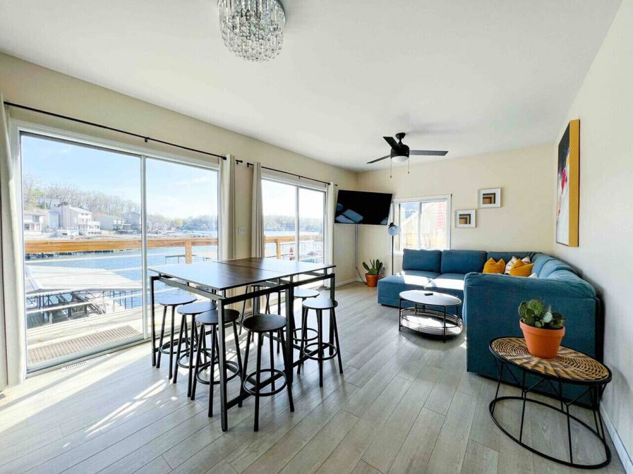 Waterfront Cottage & Dock w/ Beautiful View - 5MM