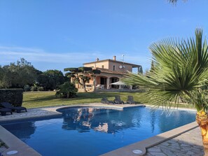 Utomhuspool