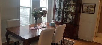 Downtown GR apartment on Medical Mile, covered front porch cross from  Coit Park