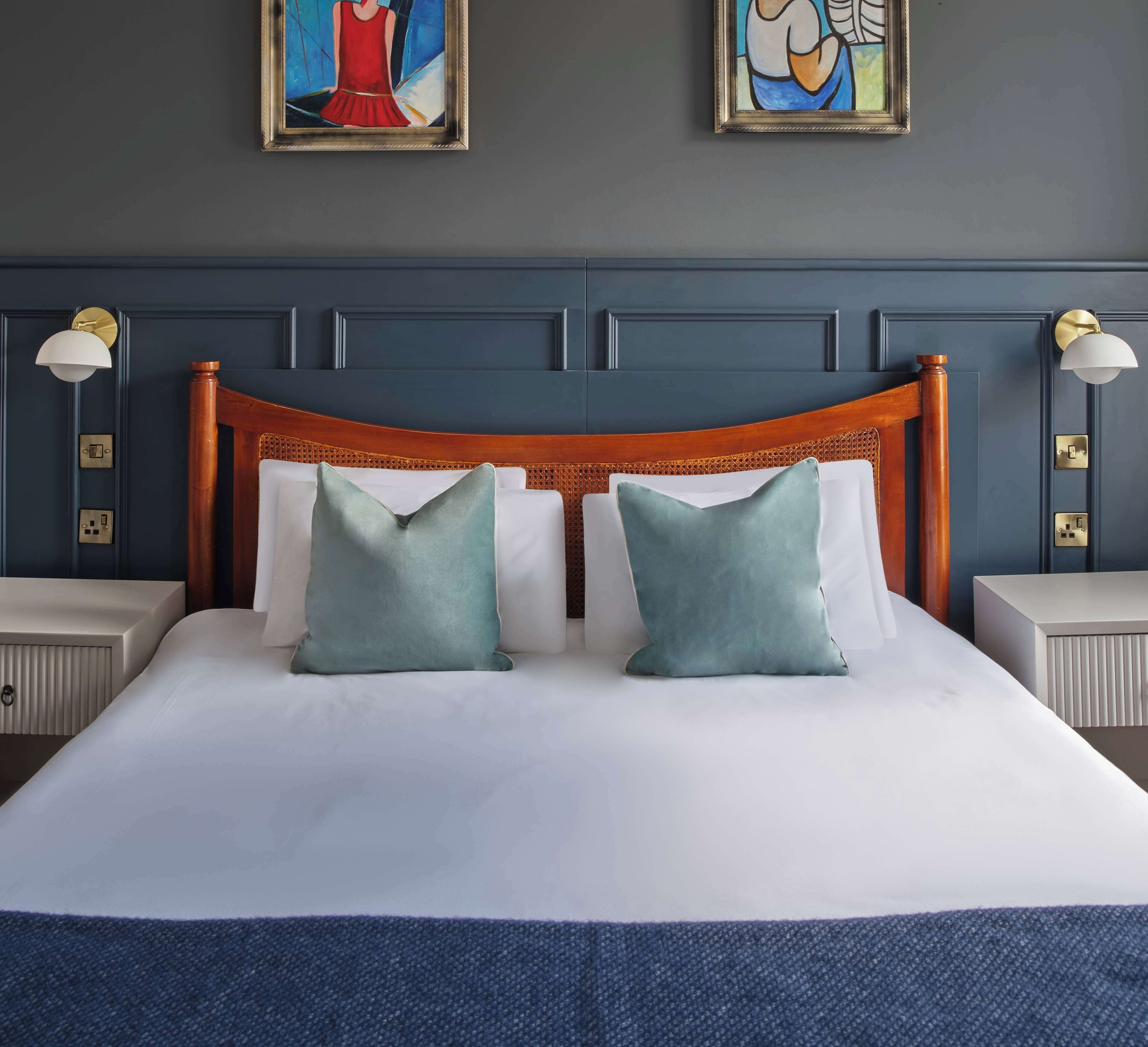 غرفة تقليدية (Superior) | ستائر تعتيم ومكواة/لوح كي وواي فاي مجانًا وملاءات أسرّة