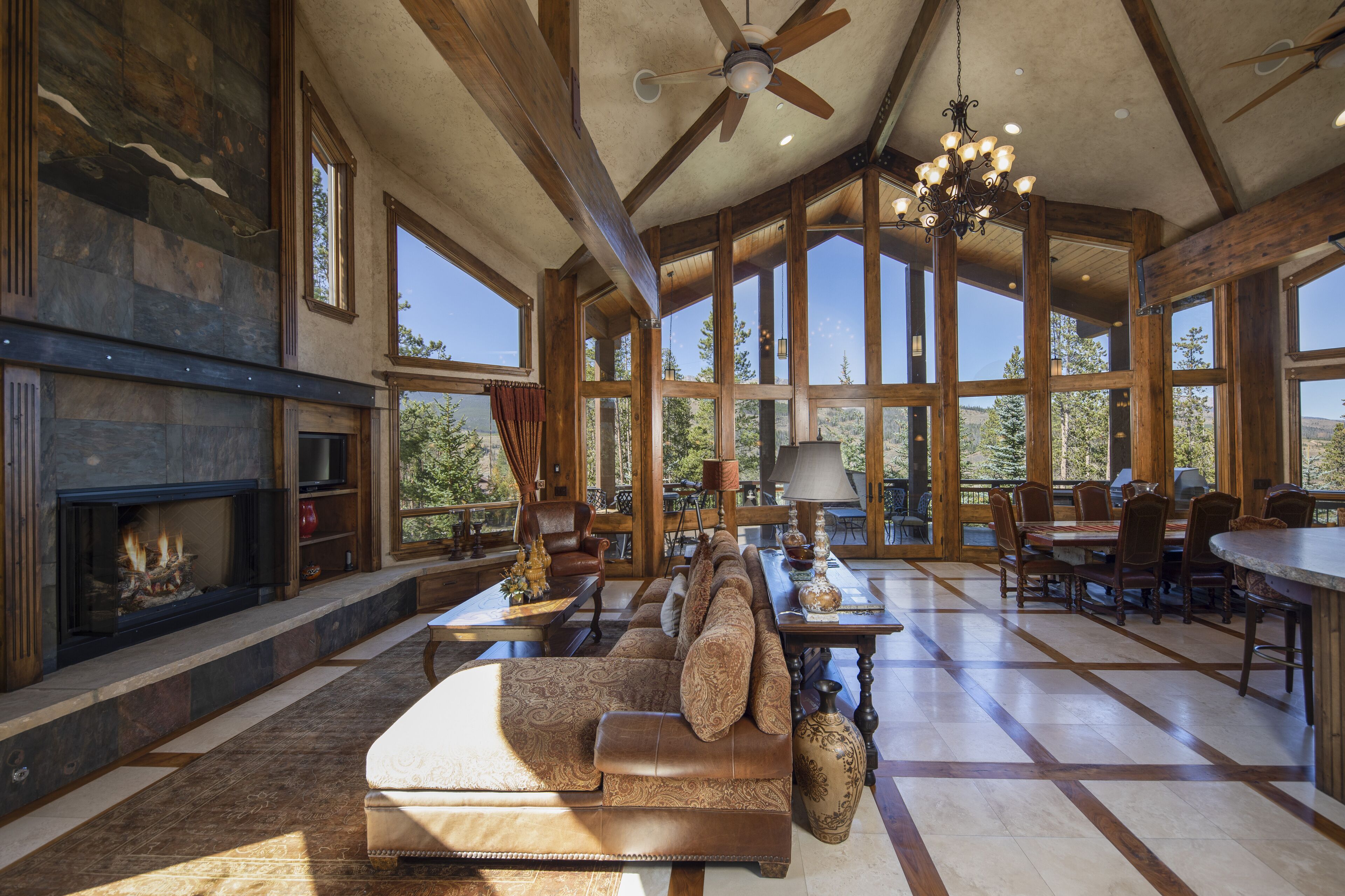 Flat-screen TV, fireplace, video games, DVD player