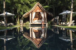 Pool - Luxury 7 Bedroom Villa in Seminyak with Private Pool, Bali Villa 2071 (Bali)