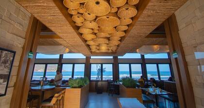 Hermosa habitación con vistas al mar