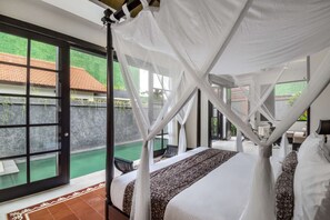 1 soverom, skrivebord, strykejern/-brett og internettilgang