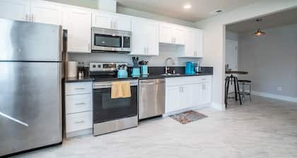 BRIGHT & COZY FULLY REMODELED HOME