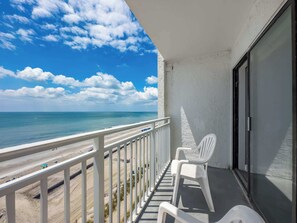 Property grounds - Tides 20908 - Gorgeous Oceanfront Views for 4! (Myrtle Beach)