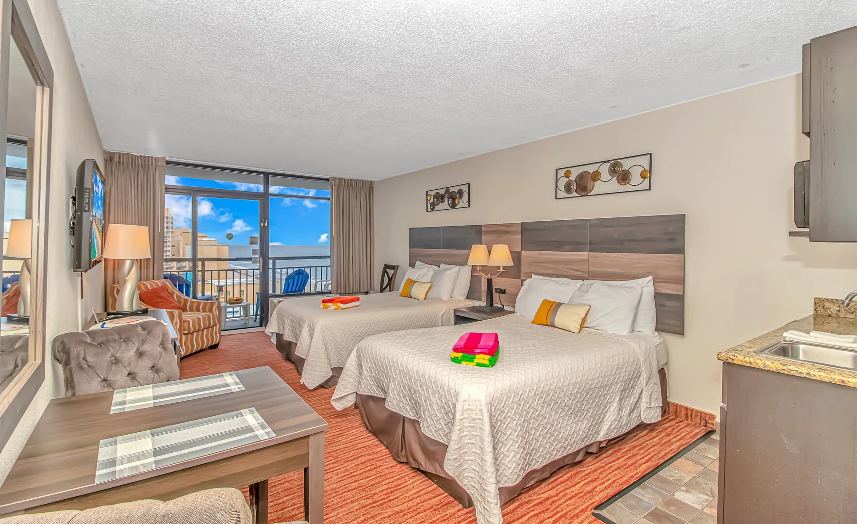 Landmark Resort 1119 - Ocean Breeze Getaway! Perfect for a couple or party of 4!