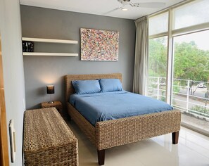 3 bedrooms, WiFi, bed sheets