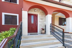 Exterior - VILLA ROSSELLA 1 Two-Bedroom Apartment (Achilea) (Rovinj)