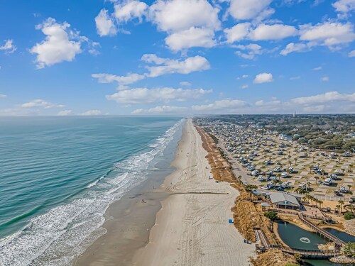 Ground Floor Condo Sleeps 6 2 BR 2 BA Myrtle Beach Resort Unit 146A