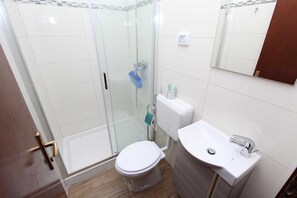 Hair dryer, towels