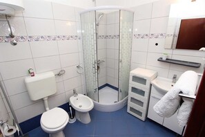 Hair dryer, towels