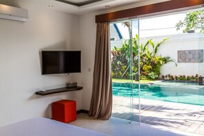 3 bedrooms, internet, bed sheets, wheelchair access