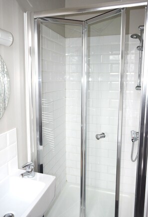 Bathroom - The William IV (London)