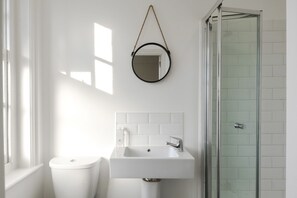 Bathroom - The William IV (London)