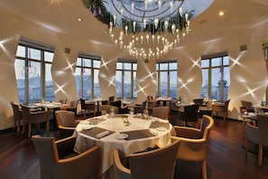 Dining - Dancing House Hotel (Prague)