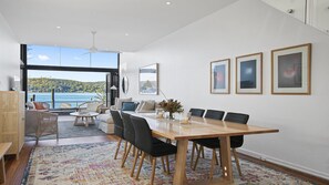 Dining - Absolute Waterfront at Wagstaffe (WAGSTAFFE)