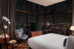 Suite, 1 Bedroom, Corner