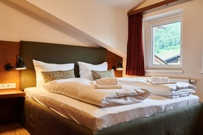 Zimmersafe, Bügeleisen/Bügelbrett, Reisekinderbett, kostenloses WLAN